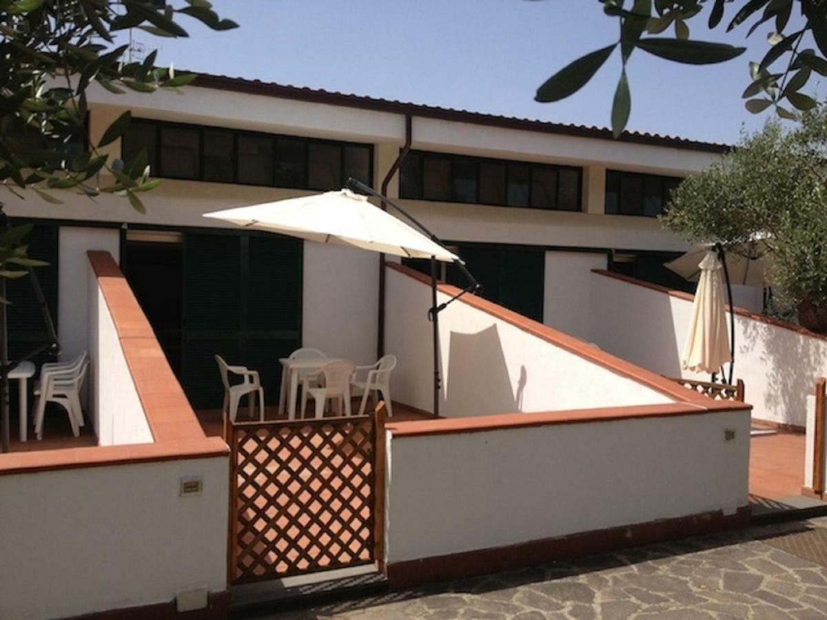 Casa Palinuro Vacanze Fronte Spiaggia Buitenkant foto